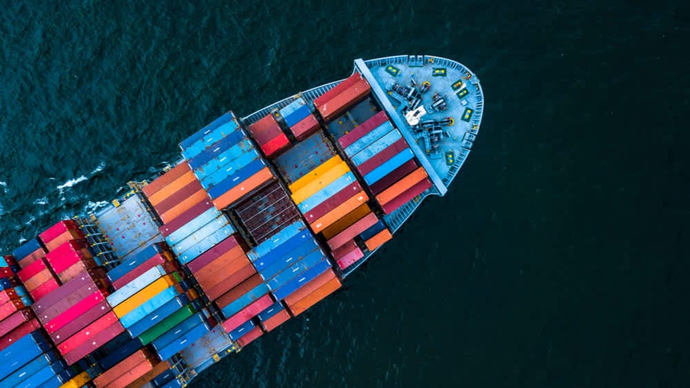 El superávit comercial de la eurozona se desploma ante la fuerte caída de las exportaciones