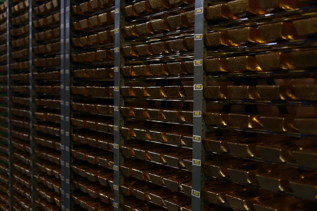 Goldman Sachs espera que los bancos centrales compren 60 toneladas de oro mensualmente en 2026