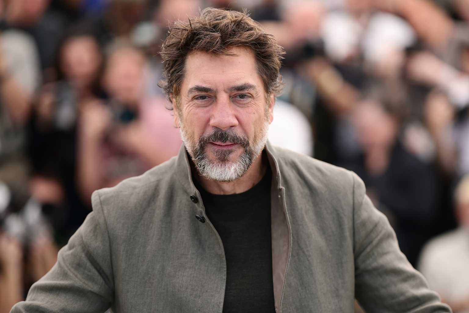Javier Bardem durante la ovación de siete minutos en el Festival de Cannes por El Ser Querido