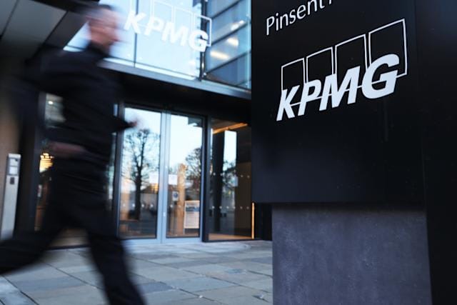 Las Big Four publicaron más anuncios de empleo para IA que funciones de auditoría en 2025