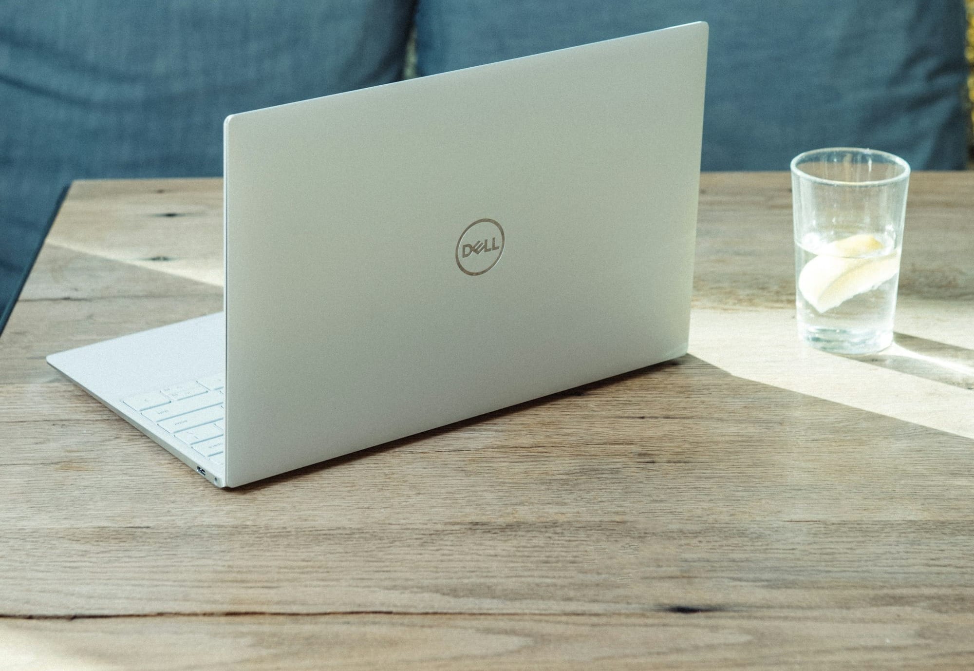 Dell se dispara casi 33%: la demanda de servidores de IA cambia la historia de la acción