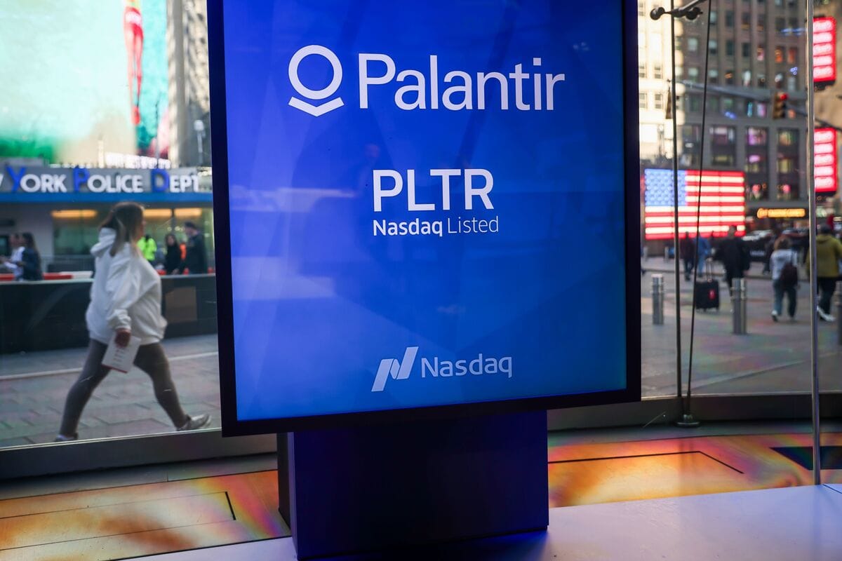 Francia deja a Palantir por la francesa ChapsVision y destina €655 millones a su IA soberana