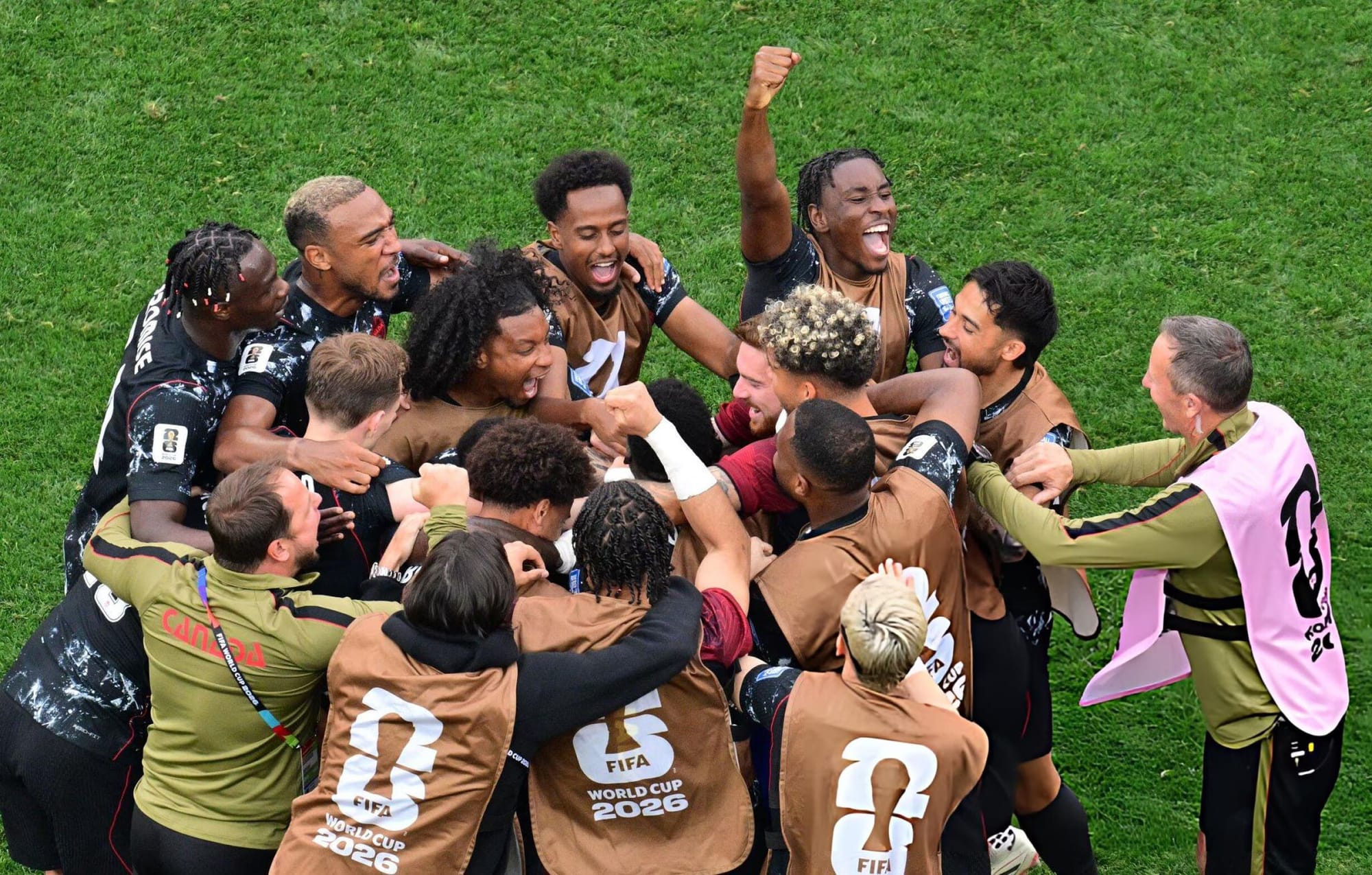 Con Gol en el Agregado Canadá vence 1-0 a Sudáfrica y avanza a 8vos de Final