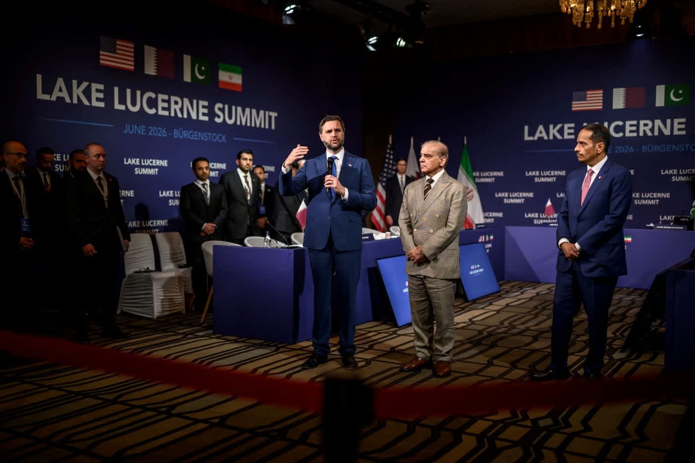 Vance encabeza en Suiza las negociaciones EE. UU.-Irán con el acuerdo bajo presión por Ormuz y Líbano
