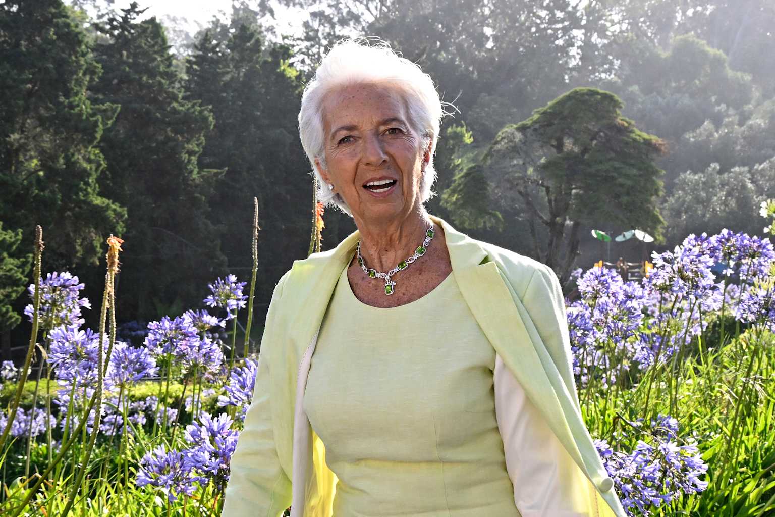 Christine Lagarde declara el fin de la era de la orientación a futuro del BCE en el foro de Sintra