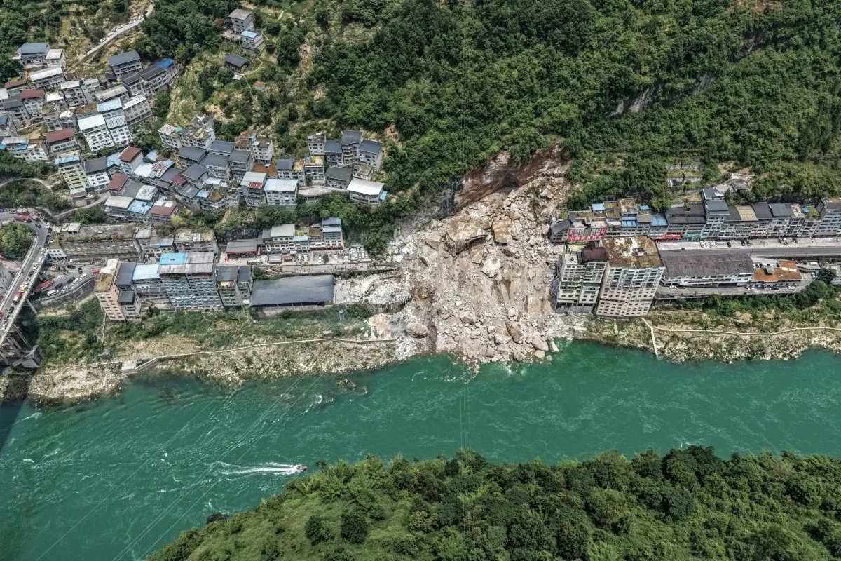 Deslizamiento en China: ocho muertos, 34 desaparecidos y la alerta que llegó una hora antes