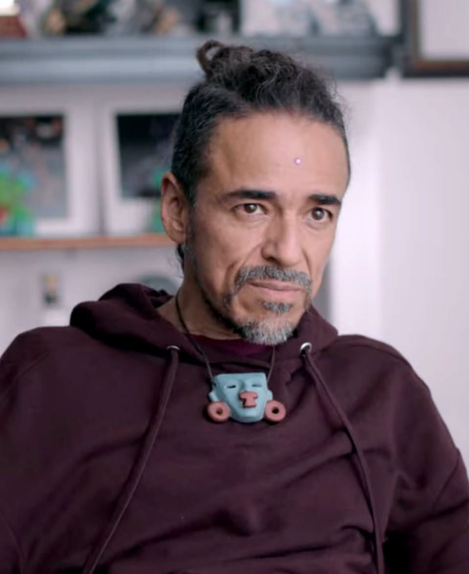 Rubén Albarrán se une a las madres buscadoras y reinterpreta "Cielito Lindo" en el Mundial