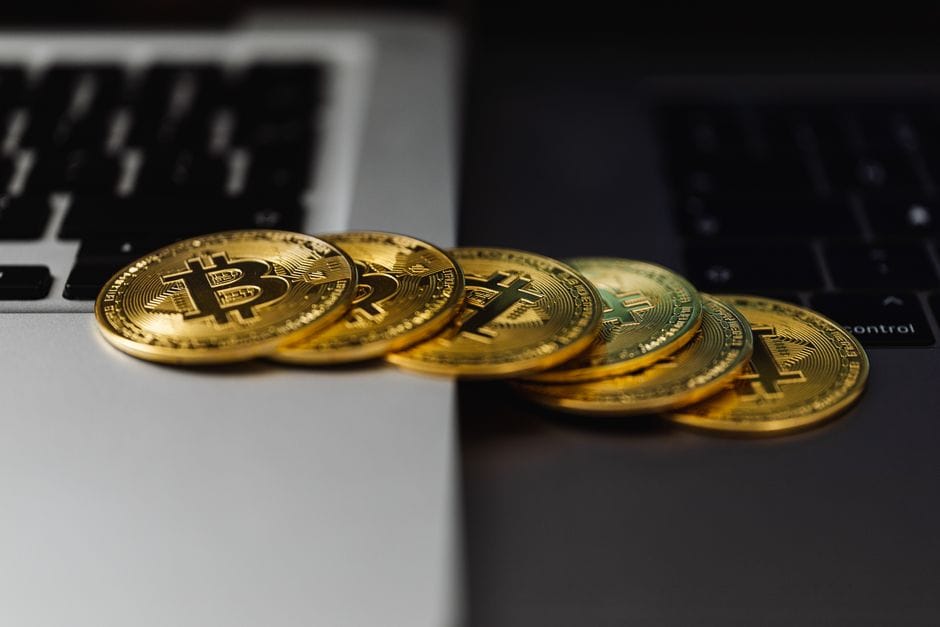 Fotos de stock gratuitas de billetera crypto, bitcoin, bitcoin dorado