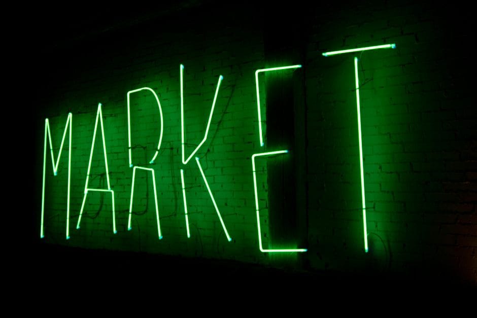 Fotos de stock gratuitas de anuncio, brillante, brillar