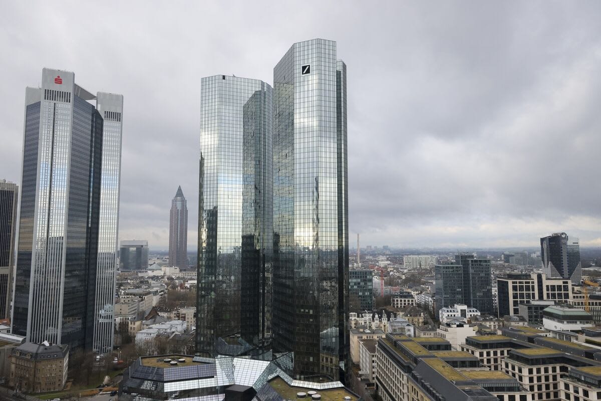 Las acciones de los bancos europeos registran su mejor trimestre en años