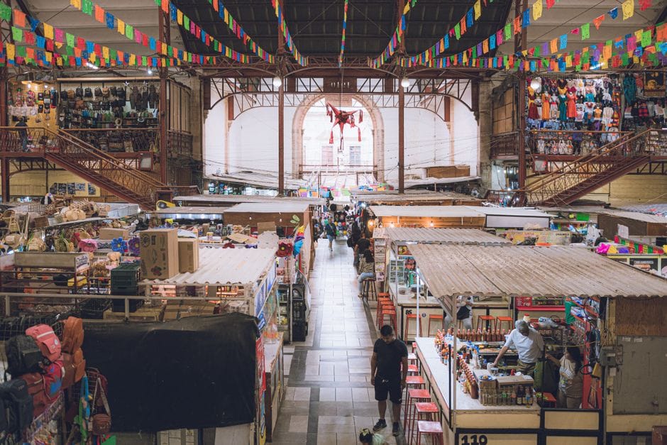 Fotos de stock gratuitas de actividad del mercado, América del Norte, arquitectura