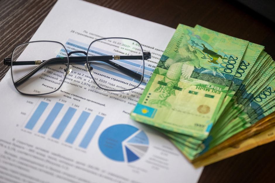 Fotos de stock gratuitas de 20000 tenge, ahorros, análisis