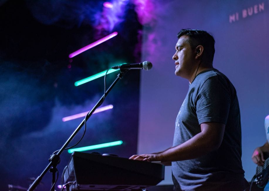 Fotos de stock gratuitas de actuación, actuación musical, actuación nocturna