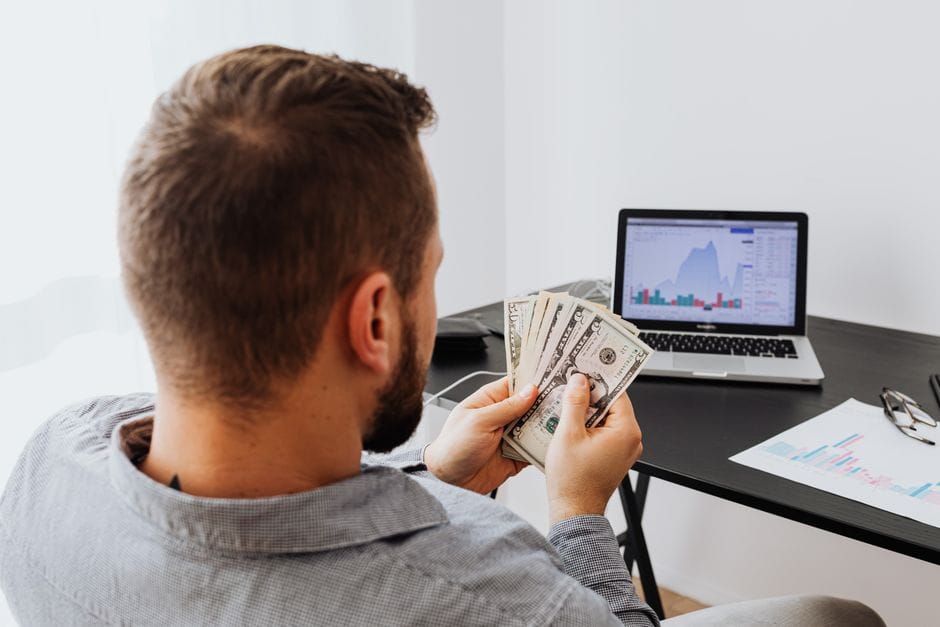 Fotos de stock gratuitas de #interior, adulto, análisis financiero