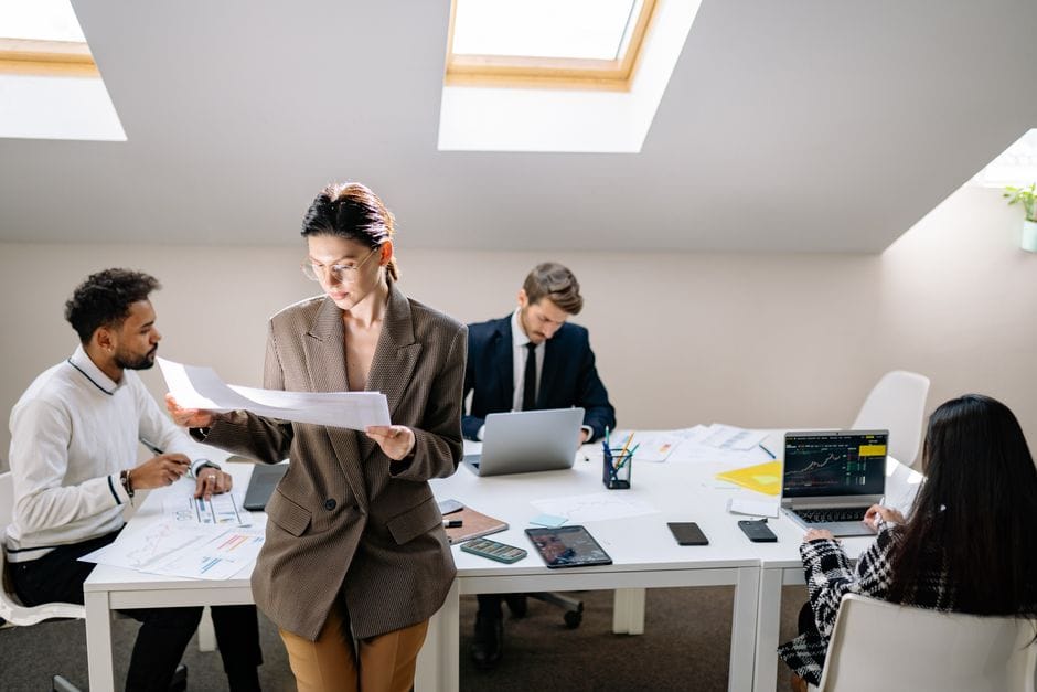 Fotos de stock gratuitas de #interior, agente, ambiente de oficina