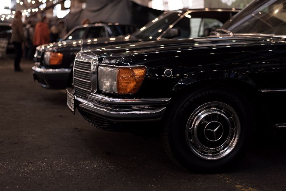 Fotos de stock gratuitas de aparcado, automoción clásica, automóvil