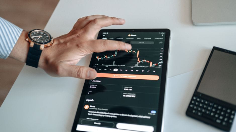 Fotos de stock gratuitas de acciones, análisis de mercado, análisis financiero
