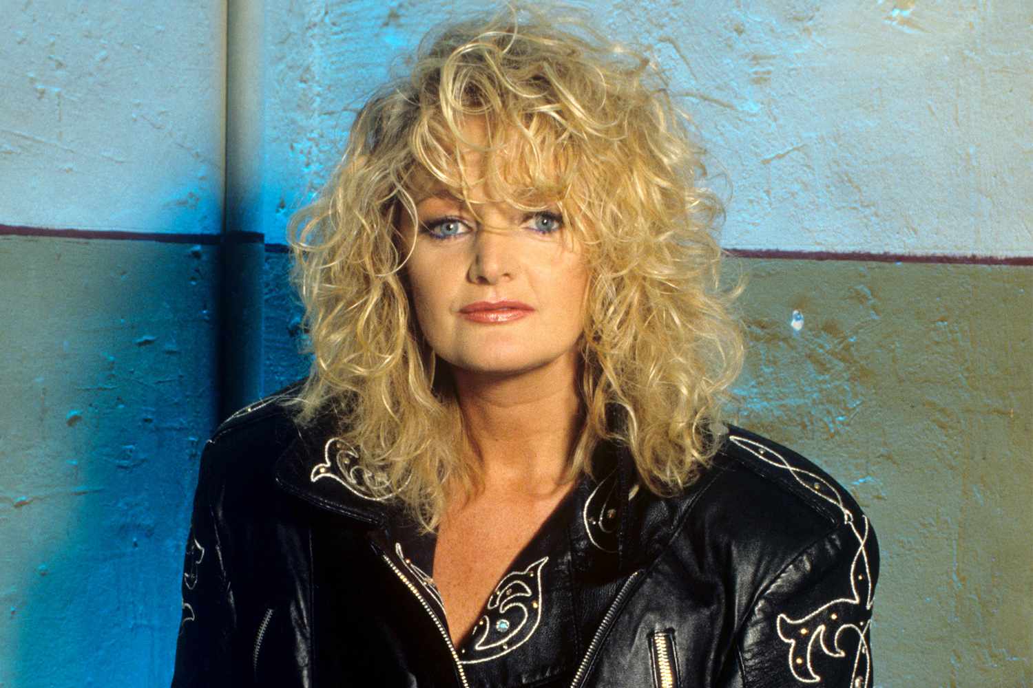 La cantante Bonnie Tyler, famosa por 'Total Eclipse of the Heart', fallece a los 75 años.