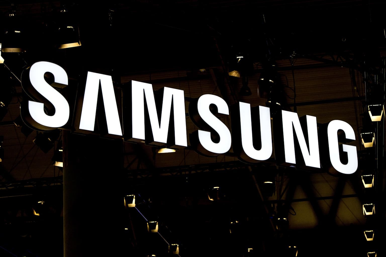 Samsung desmiente que esté explorando salir a la bolsa de EE. UU. tras un reporte de Bloomberg