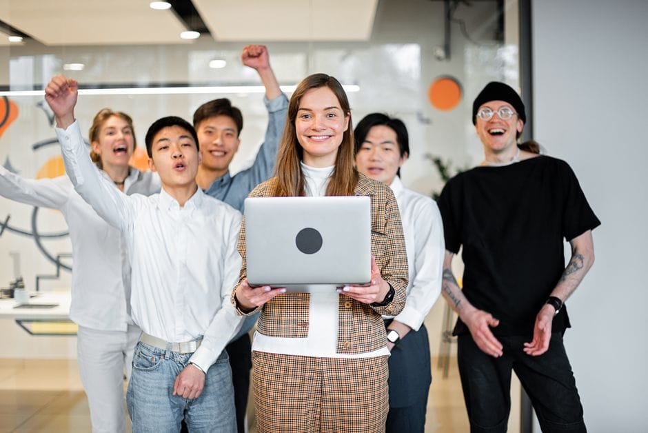 Fotos de stock gratuitas de alegre, ambiente de trabajo, celebración