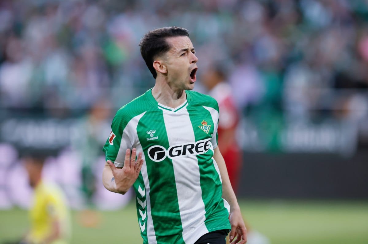 Manuel Pellegrini, DT del Betis explica por qué Álvaro Fidalgo no ha jugado ¿Saldrá del club?