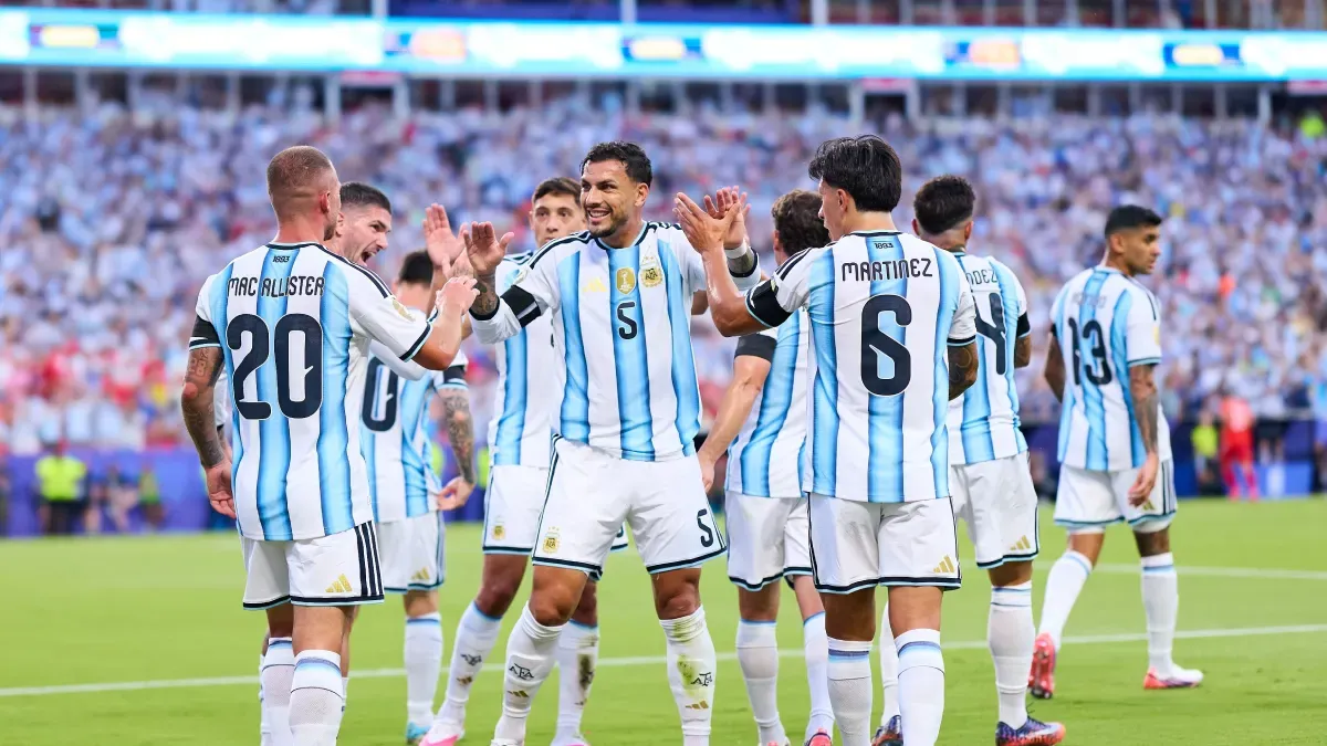 Jugadores de Argentina podrán cumplir castigos por Mundial 26 en amistosos indica FIFA
