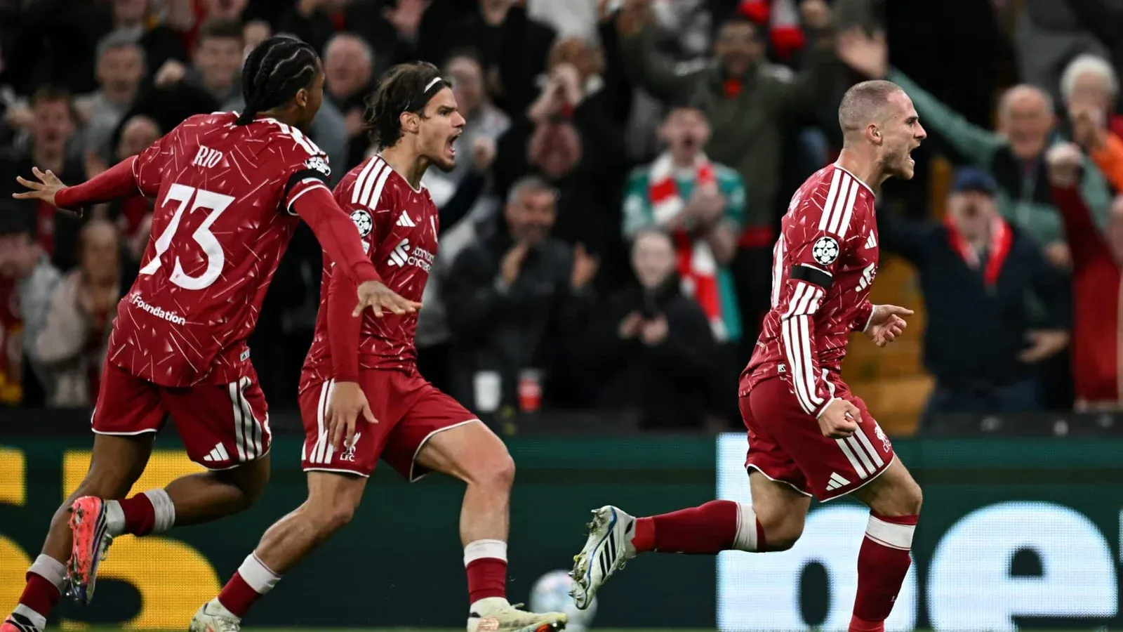 Liverpool cumple y vence 2-1 al Atlético de Madrid con Julián Álvarez de titular