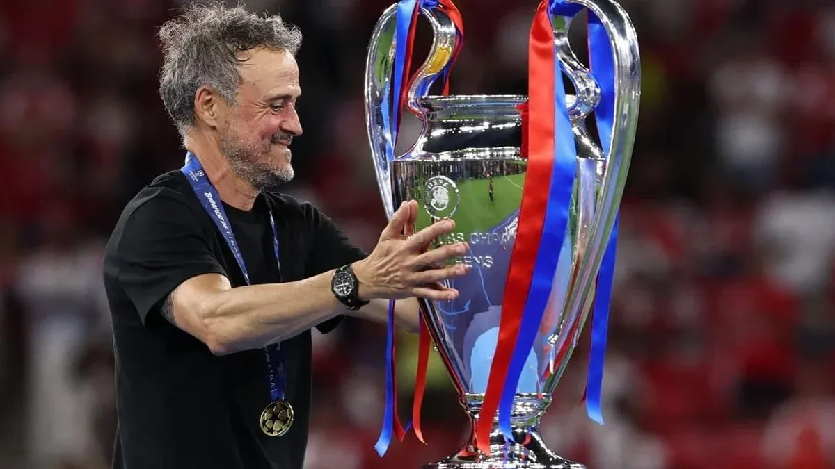 Luis Enrique renueva contrato con el PSG hasta 2030: 5 Jugadores también