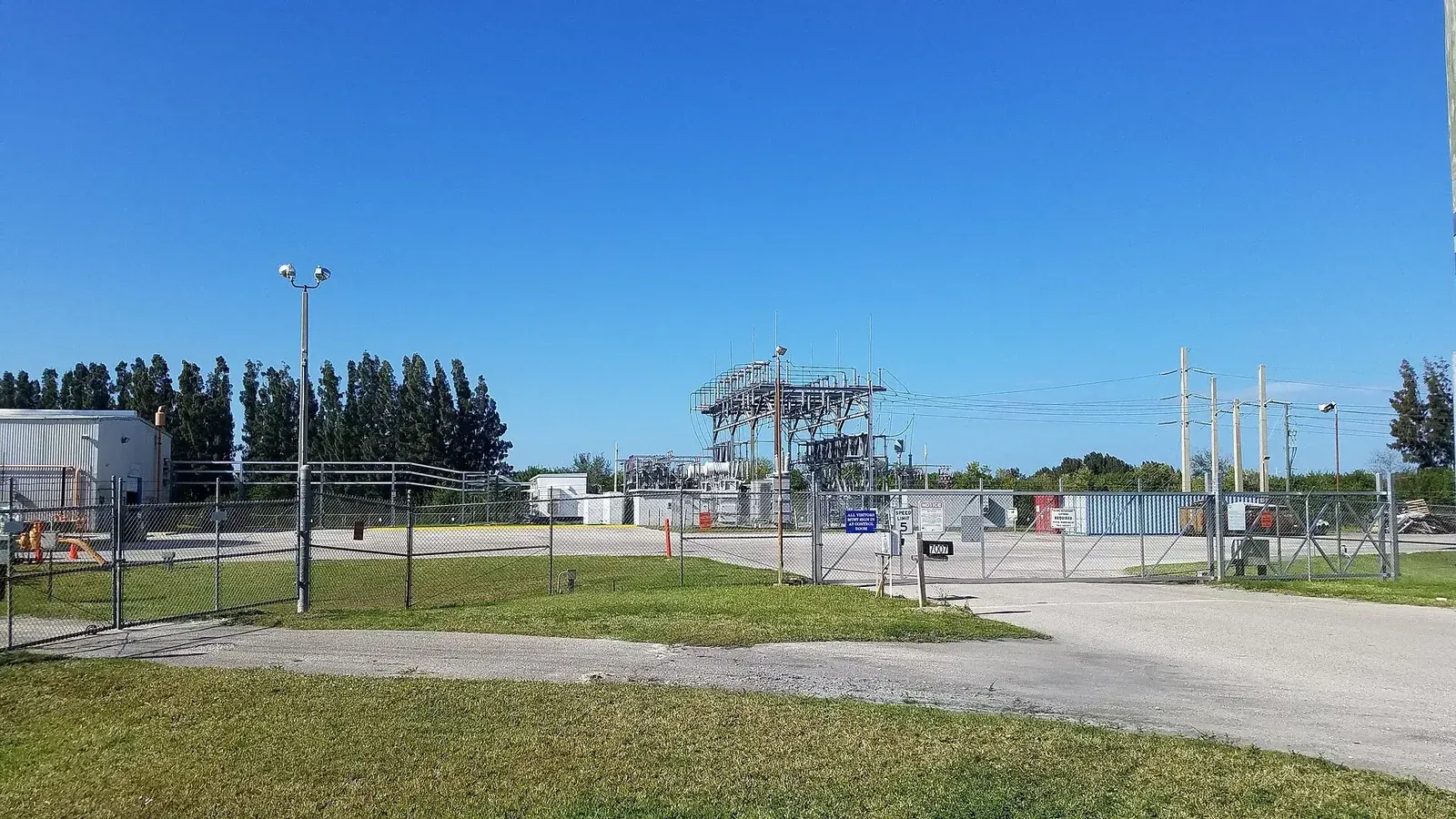 Air Liquide Air Separation Unit (ASU) electrical substation, Merritt Island, Florida, 2019.