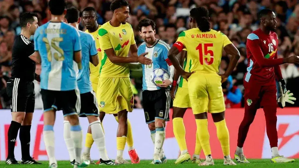 Benín acusa maltrato en partido de despedida de Messi: No hubo pago, fotos ni intercambio de jerseys
