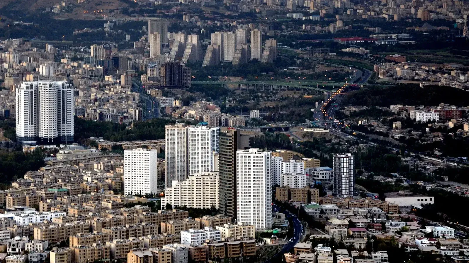 A view from Tehran skyline (North west of Tehran: Shahrak e Gharb district, Atisaz Residetial Towers and Chamran (Parkway) Expressway), Tehran, Iran