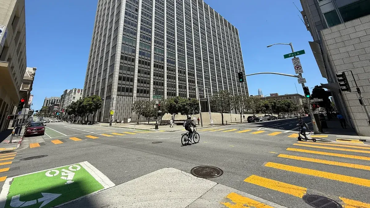 Una imagen del Edificio Federal Phillip Burton y Palacio de Justicia de los Estados Unidos.