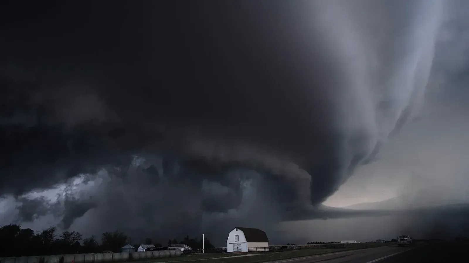 A supercell thunderstorm in Kansas.