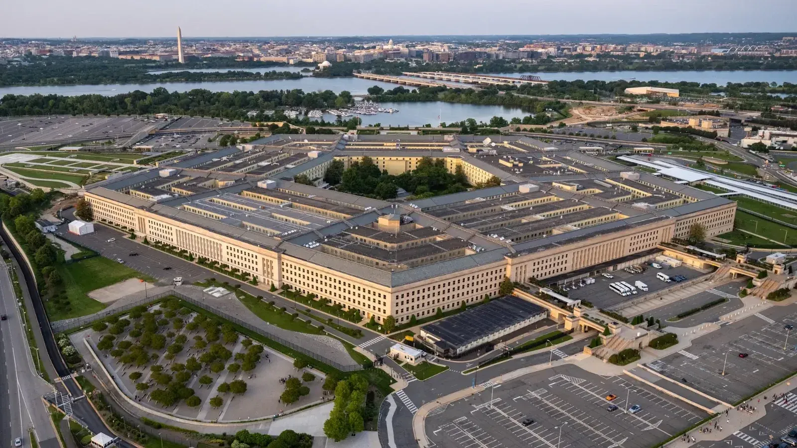 Imagen oficial de John Wright/USAF. El uso de la imagen no implica respaldo del Pentágono.