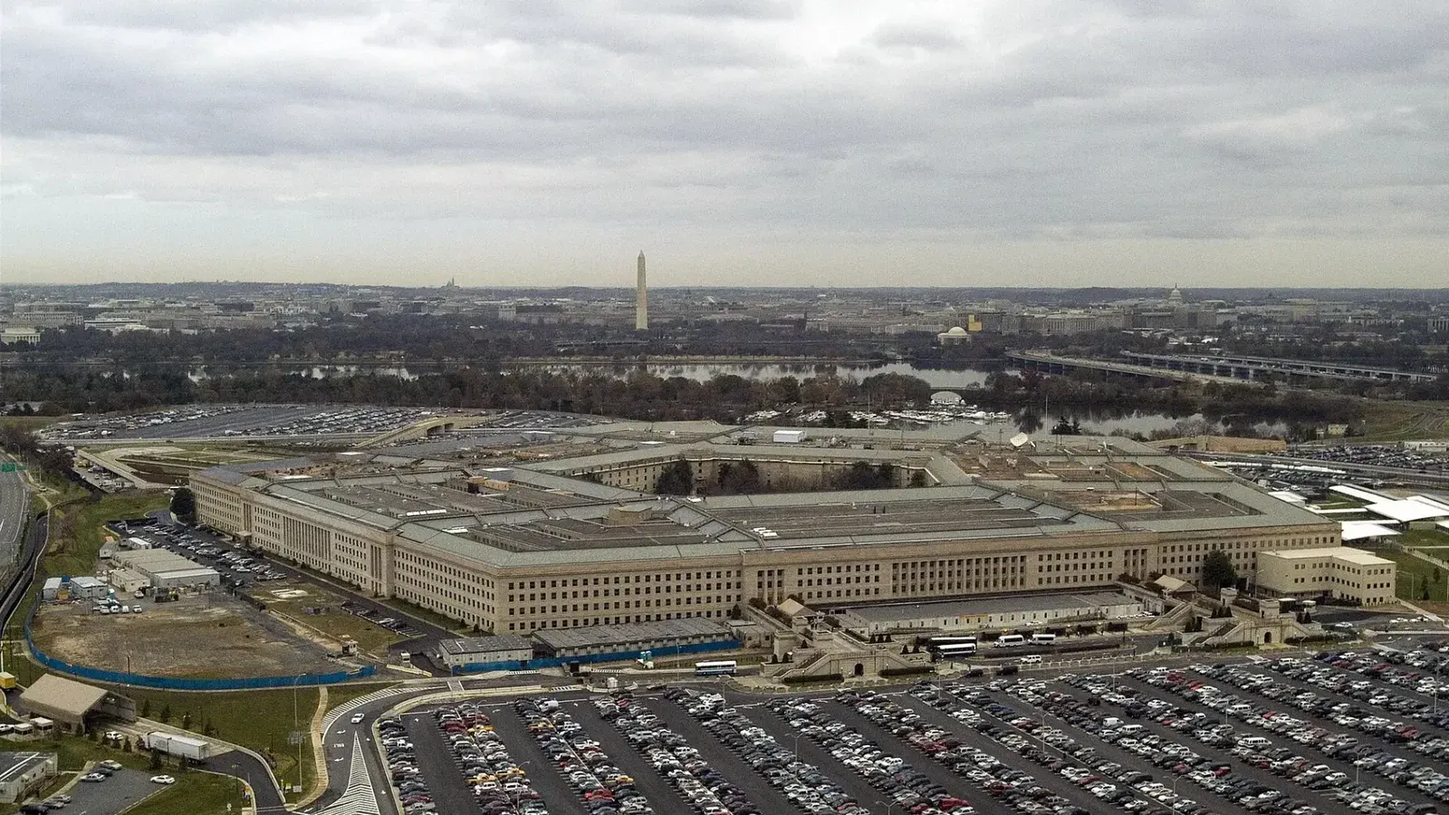 An aerial view of the headquarters of the United States Department of Defense located between the Potomac River and Arlington National Cemetery.