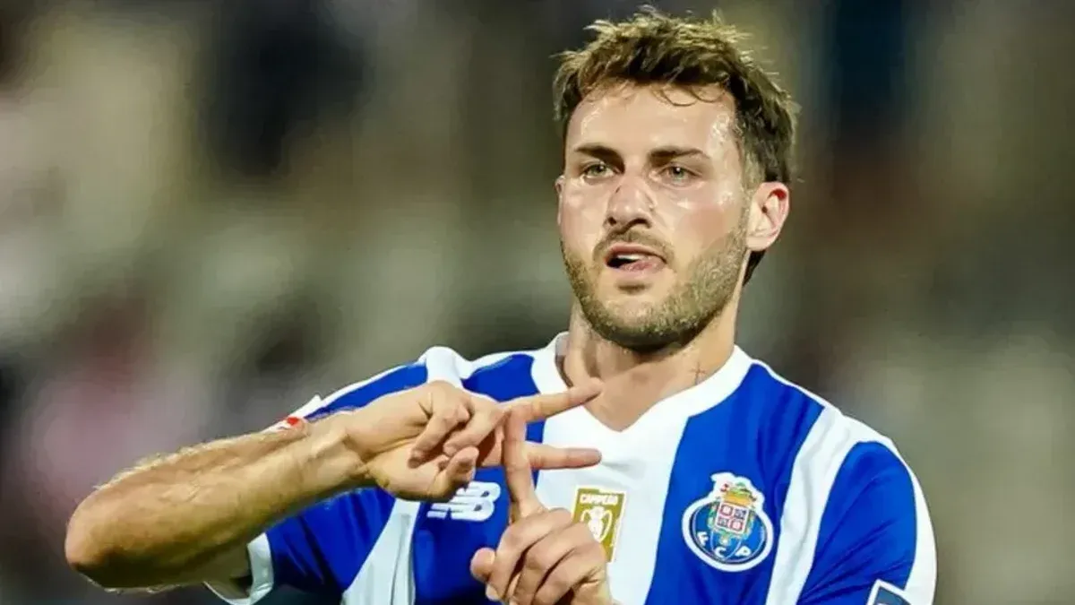 Entrenador del Porto: sobre Santi Giménez: “tuvo un impacto muy positivo, pero necesita trabajar más”
