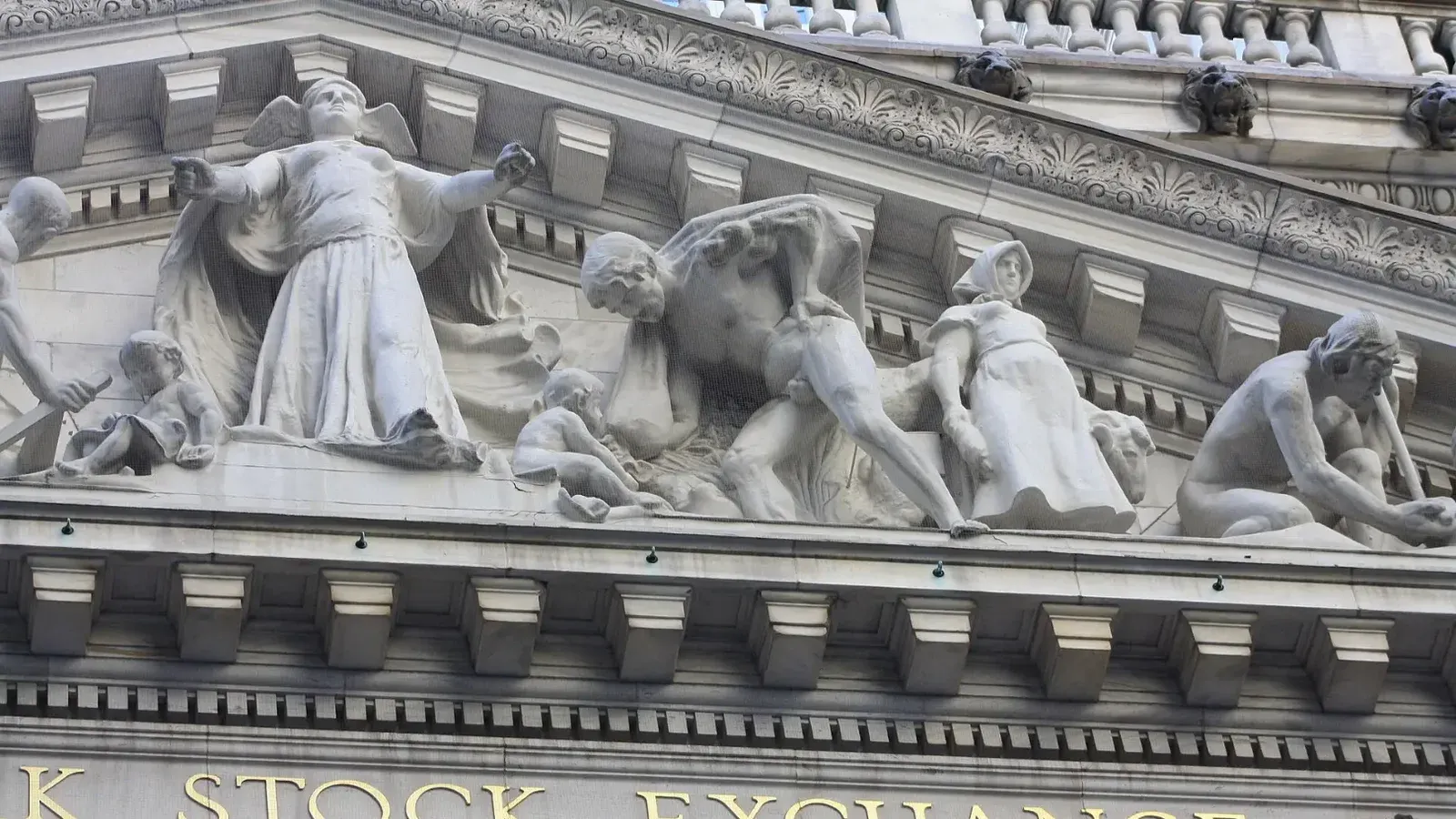 NYSE facade