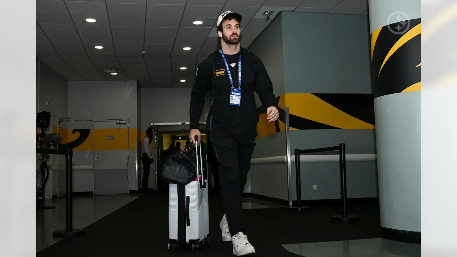 El apoyador de los Pittsburgh Steelers Payton Wilson (41) durante un partido de temporada regular entre los Pittsburgh Steelers y los New Orleans Saints, el domingo 25 de octubre de 2026 en