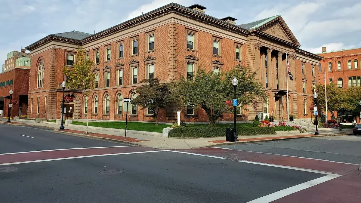 Ayuntamiento de New Bedford en octubre de 2020
