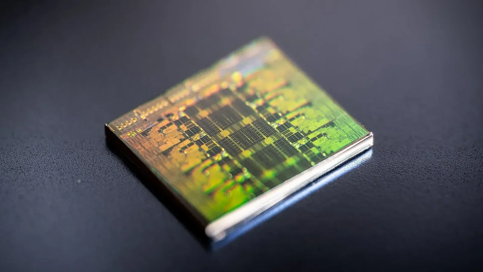 AMD Ryzen 5 9600X (Zen 5 | Granite Ridge | CCD)