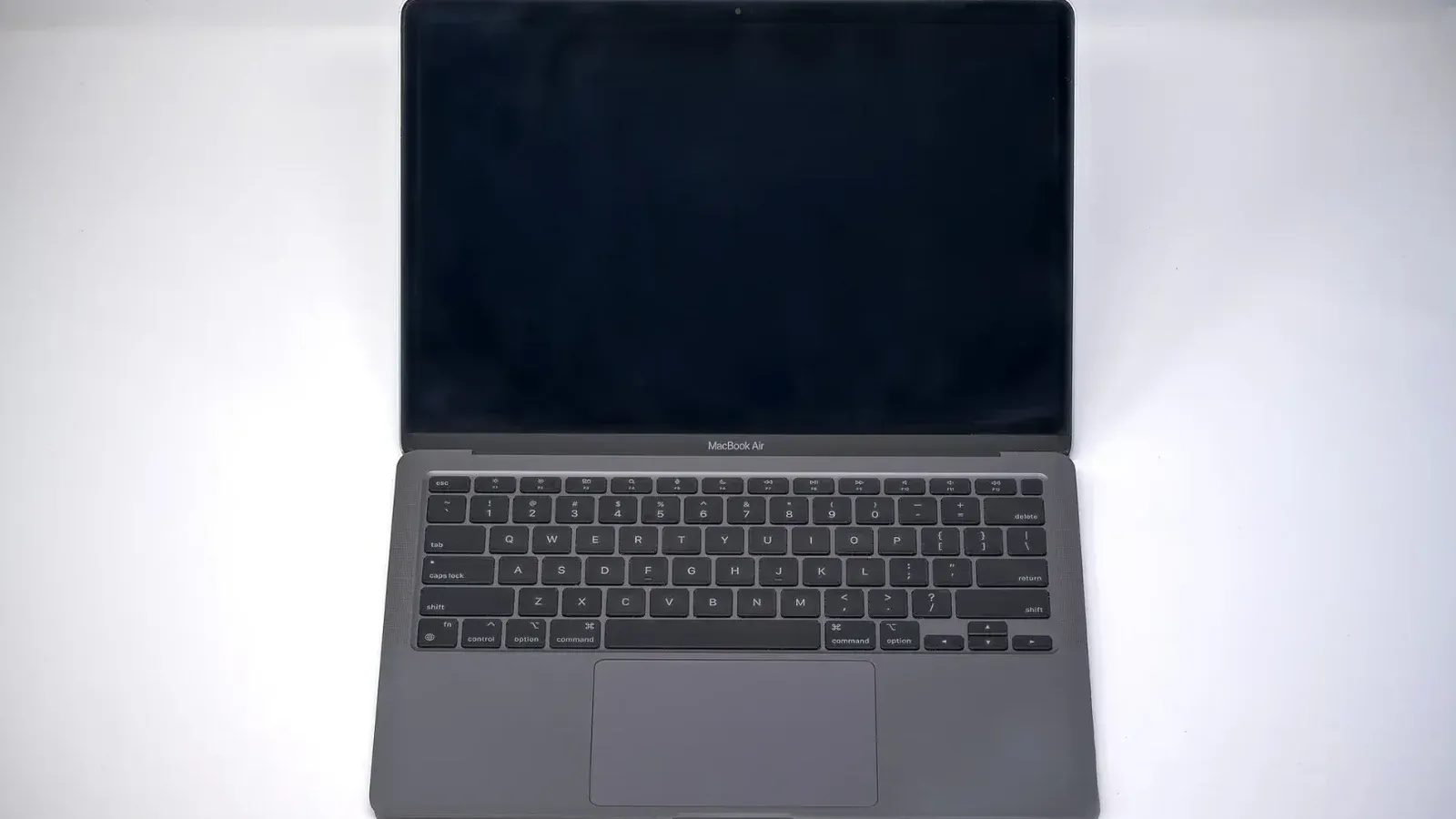MacBook M1