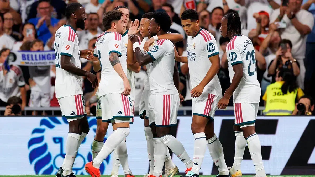 Vinicius pide perdón por la expulsión: Podría perderse el Clásico contra Barcelona