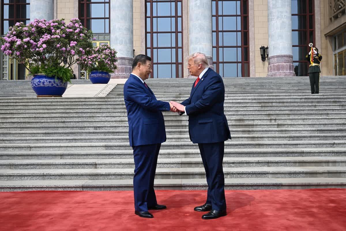 Bitcoin pierde los $80,000: Advertencia de Xi Jinping sobre Taiwán y retiro en ETFs sacuden el mercado imagen del post