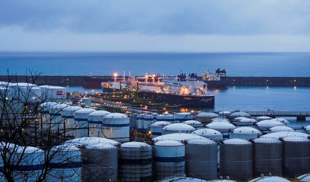 La Unión Europea registra mínimos históricos en reservas de gas por crisis en el Estrecho de Ormuz imagen del post