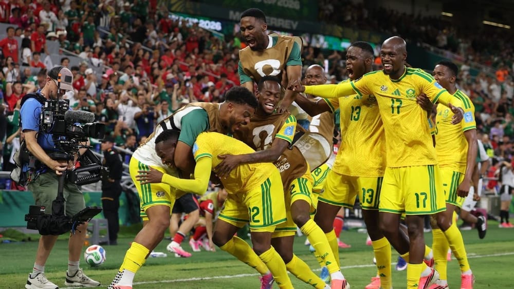 Sudáfrica sorprende y gana 1-0 a Corea del Sur y clasifica como segundo en el Grupo A imagen del post