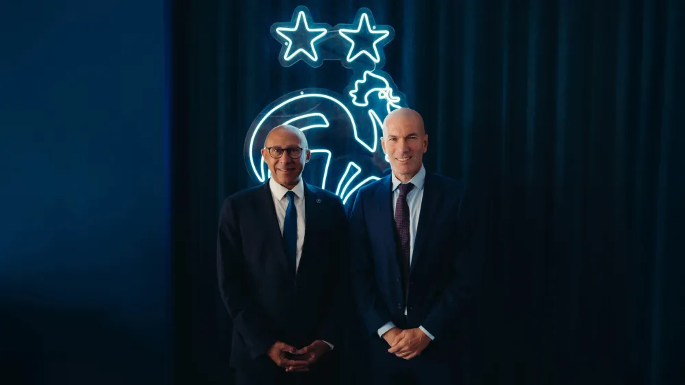 Zidane ya es técnico de Francia: firma hasta 2030 y debutará ante Turquía imagen del post