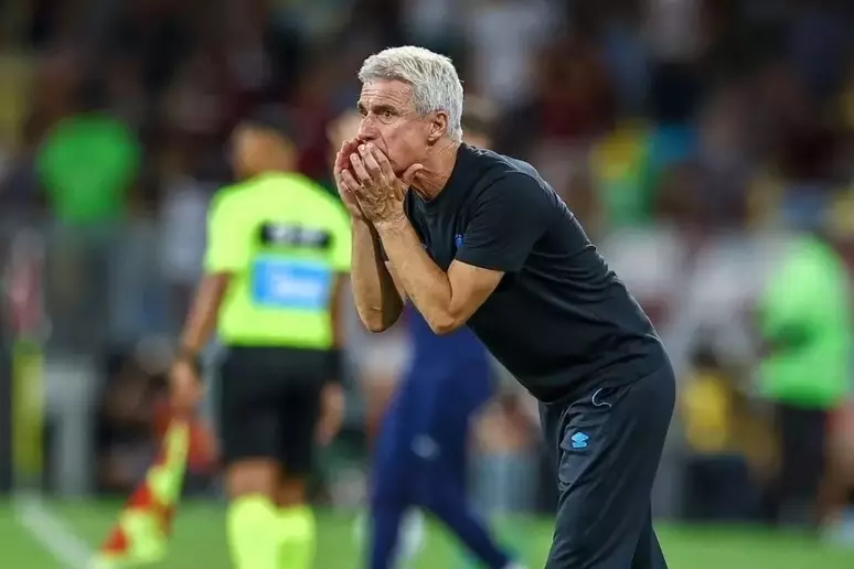 Bolívar vs Grêmio: goles desde el minuto 1 en La Paz y un banquillo sin Luís Castro imagen del post