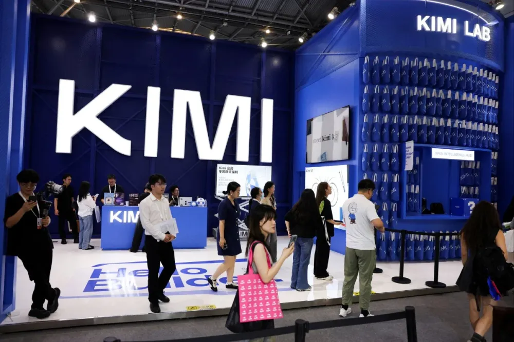 Kimi K3 saca 32% en exploits frente al 76% de EE. UU., pero sus filtros no lo detuvieron imagen del post