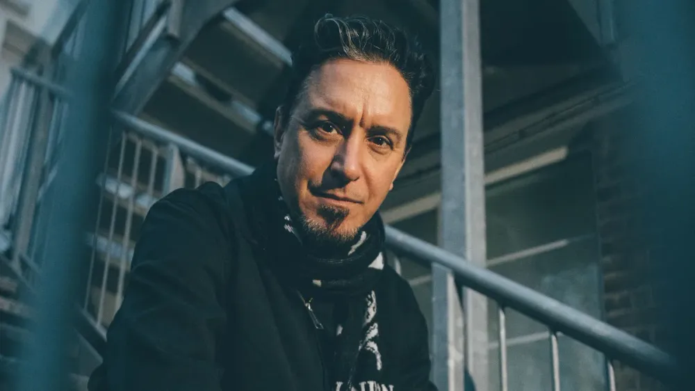 Muere Lou Koller, voz de Sick of It All, a los 59 años tras dos años de cáncer de esófago imagen del post