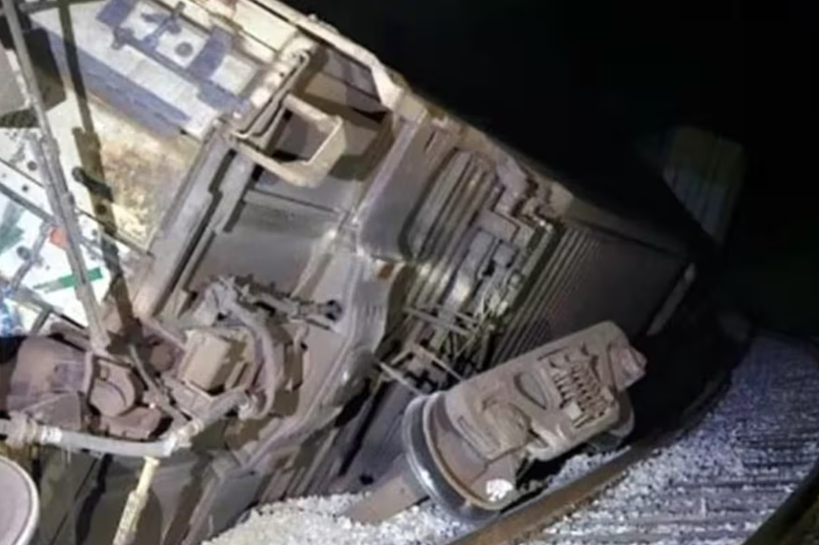Tren Interoceánico descarrila de nuevo en Oaxaca, a 510 metros de la curva que dejó 14 muertos imagen del post
